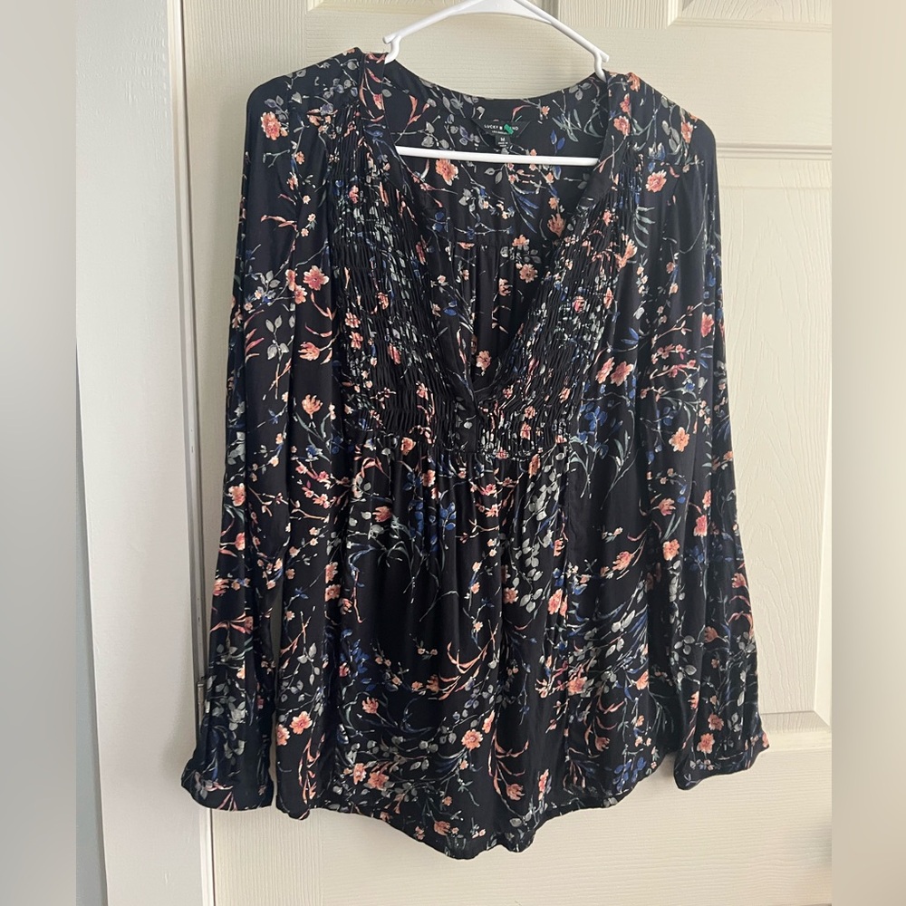 Lucky Brand Black Floral V-Neck Smocked Blouse